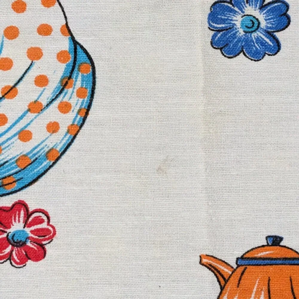 Vintage Dish Towel With Girl in Bonnet and 2 cats Preowned - Picture 5 of 5